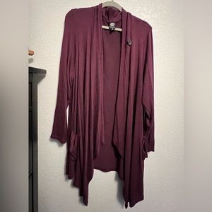 Bobeau: one button lightweight cardigan